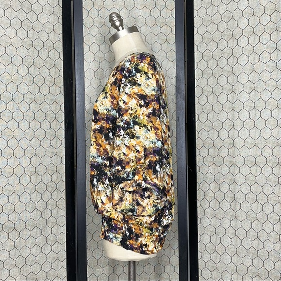 thesis Convertible Sleeve Elastic Waist Blouse - Picture 3 of 10